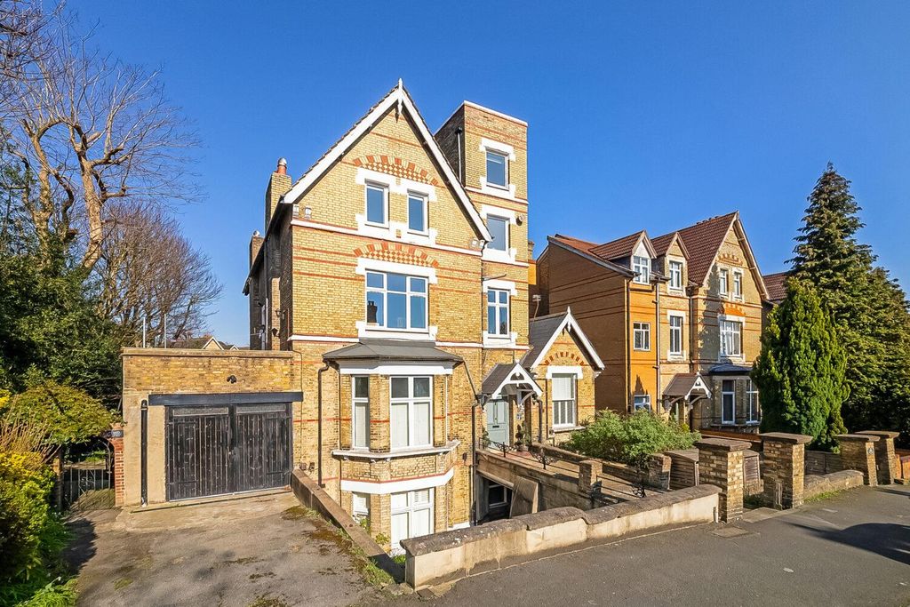 Property photo 2 of 15 Img_0568-3-1500x1000.Jpg