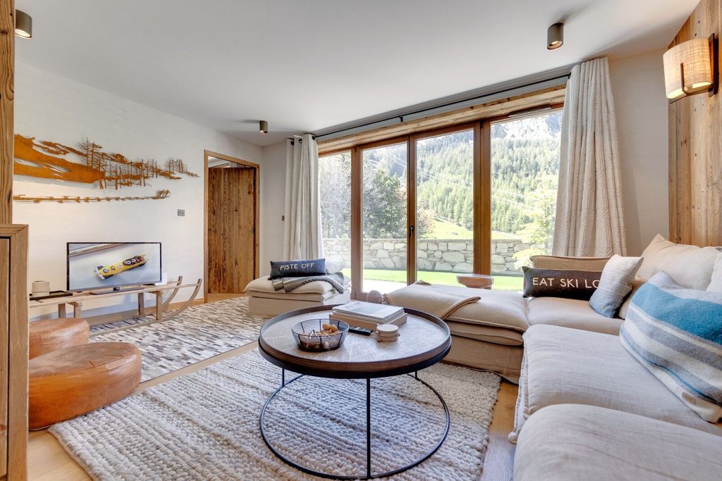 Property photo 3 of 14 Perfect 2 Bedroom Ap