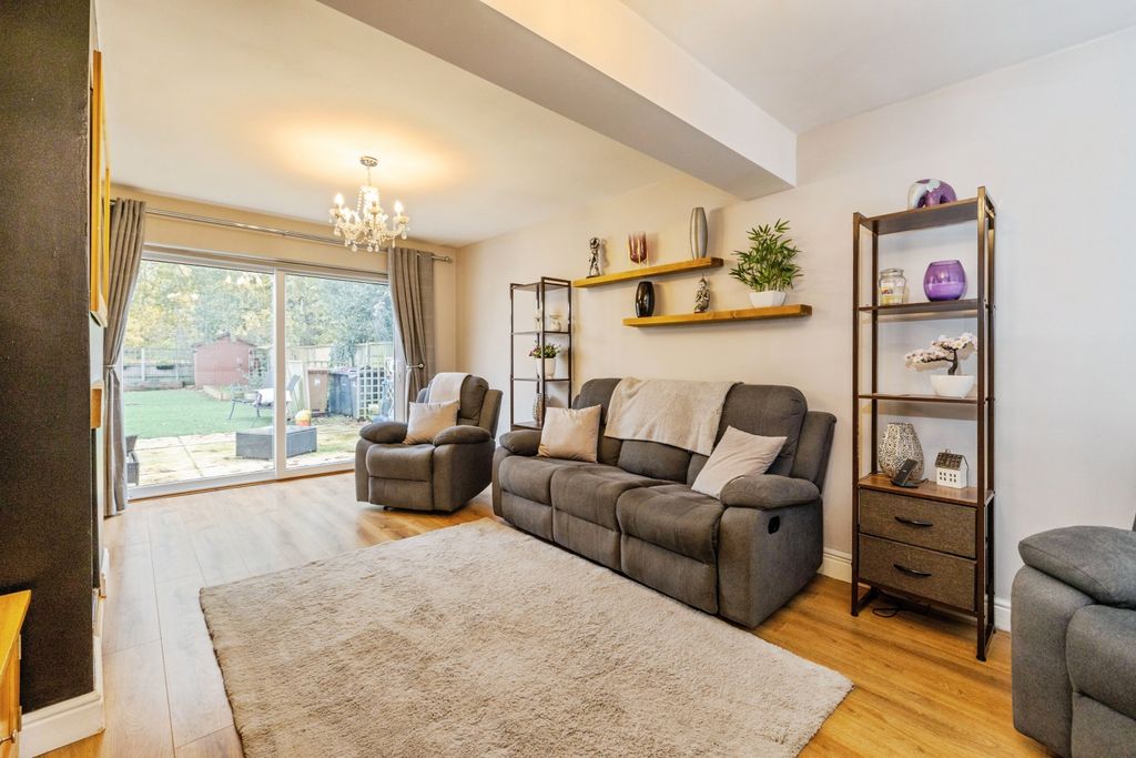 Property photo 2 of 19 Photo #2