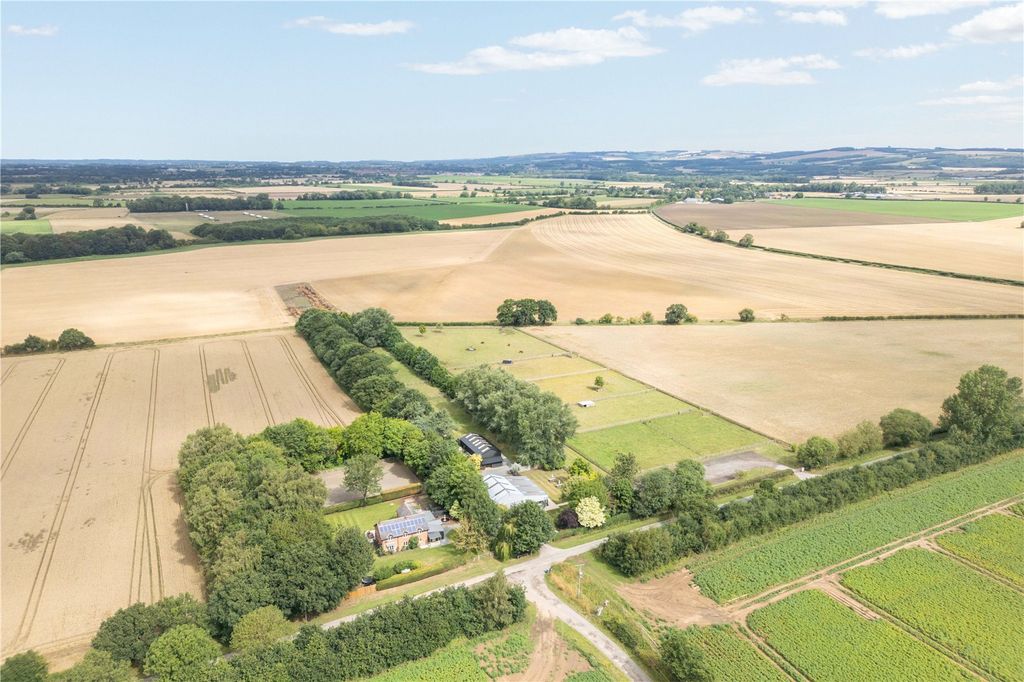 Property photo 2 of 22 Drone Shot