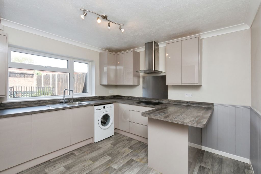 Property photo 3 of 20 Pbox-Img.Jpg