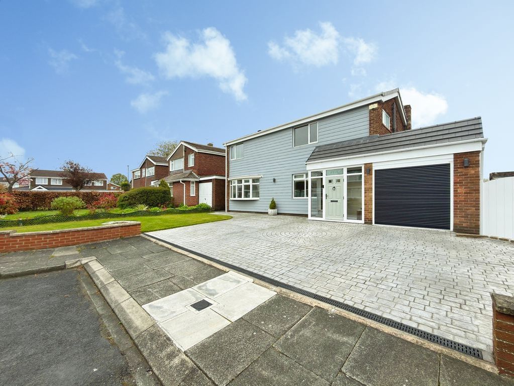 Property photo 1 of 13 Photo 5