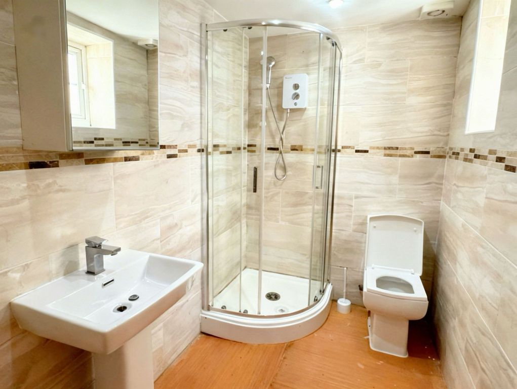 Property photo 3 of 3