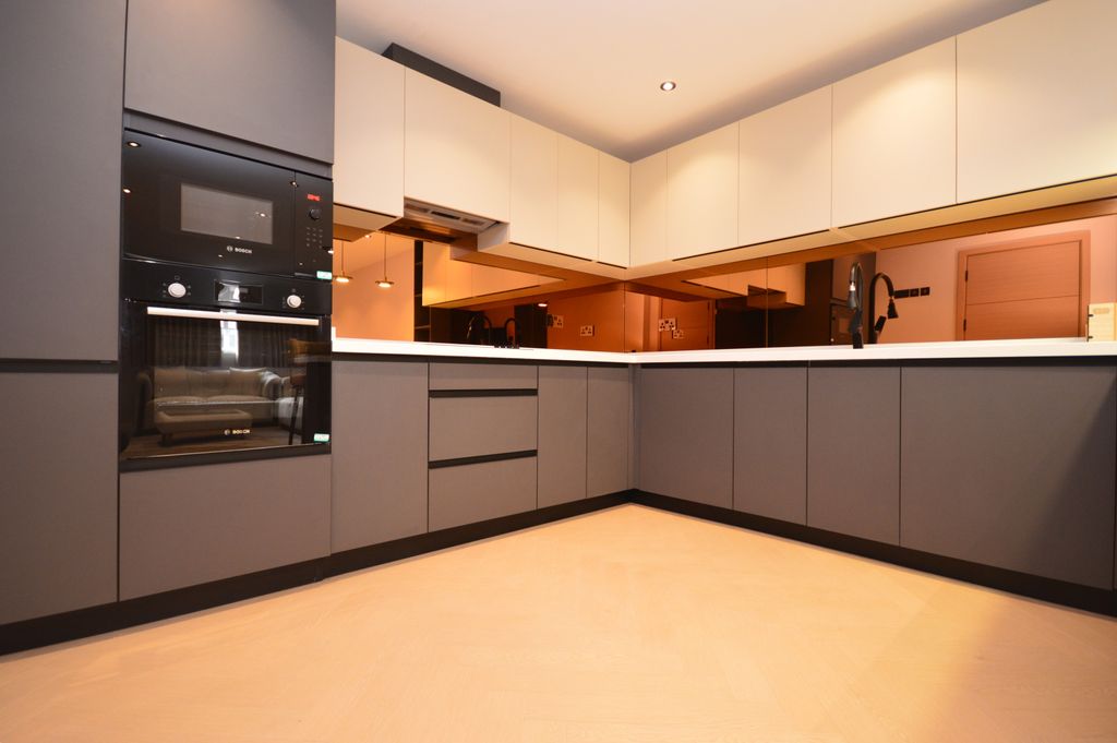 Property photo 1 of 10 2 Double Bedroom Apartment To Rent