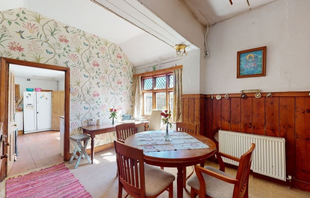 Property photo 2 of 19 Picture 2