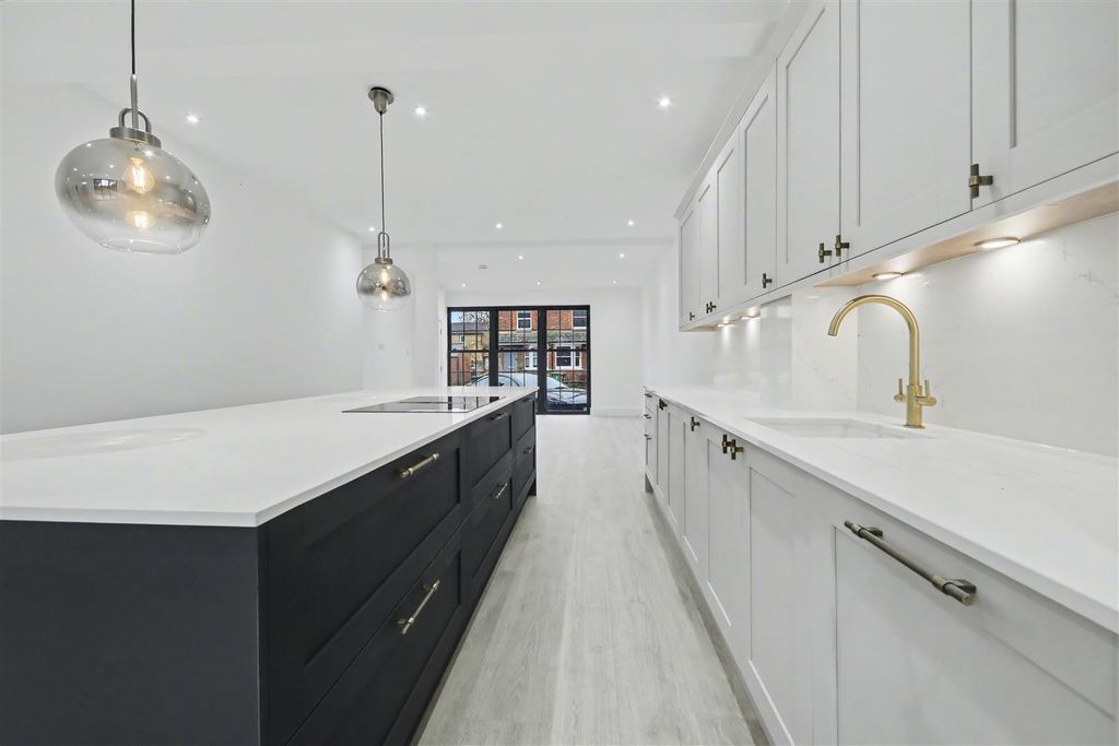 Property photo 2 of 28 Img_7787-Img_7791.Jpg