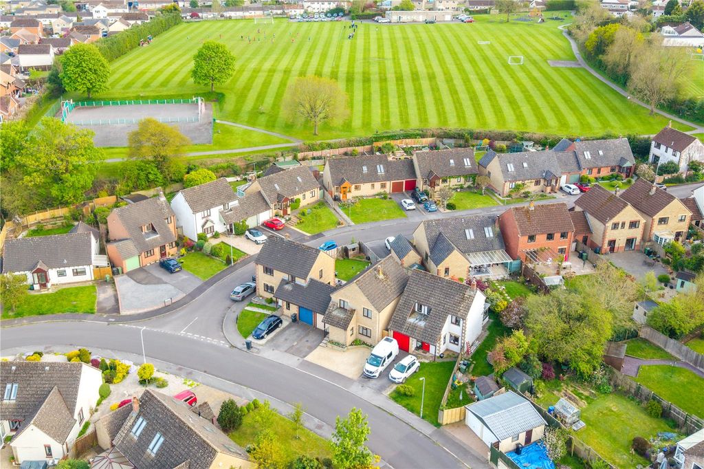 Property photo 2 of 18 Picture No. 03