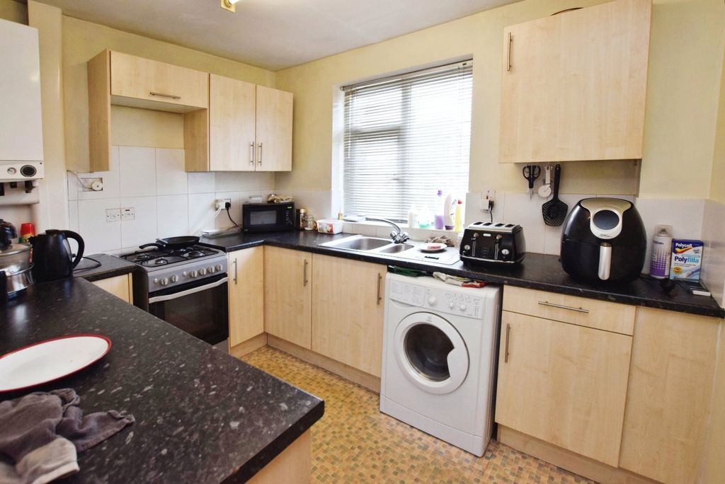 Property photo 2 of 5 Picture No. 06
