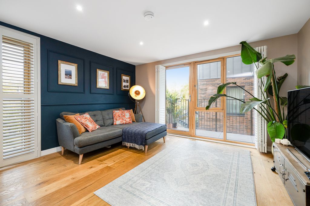 Property photo 3 of 19 Property Image 3