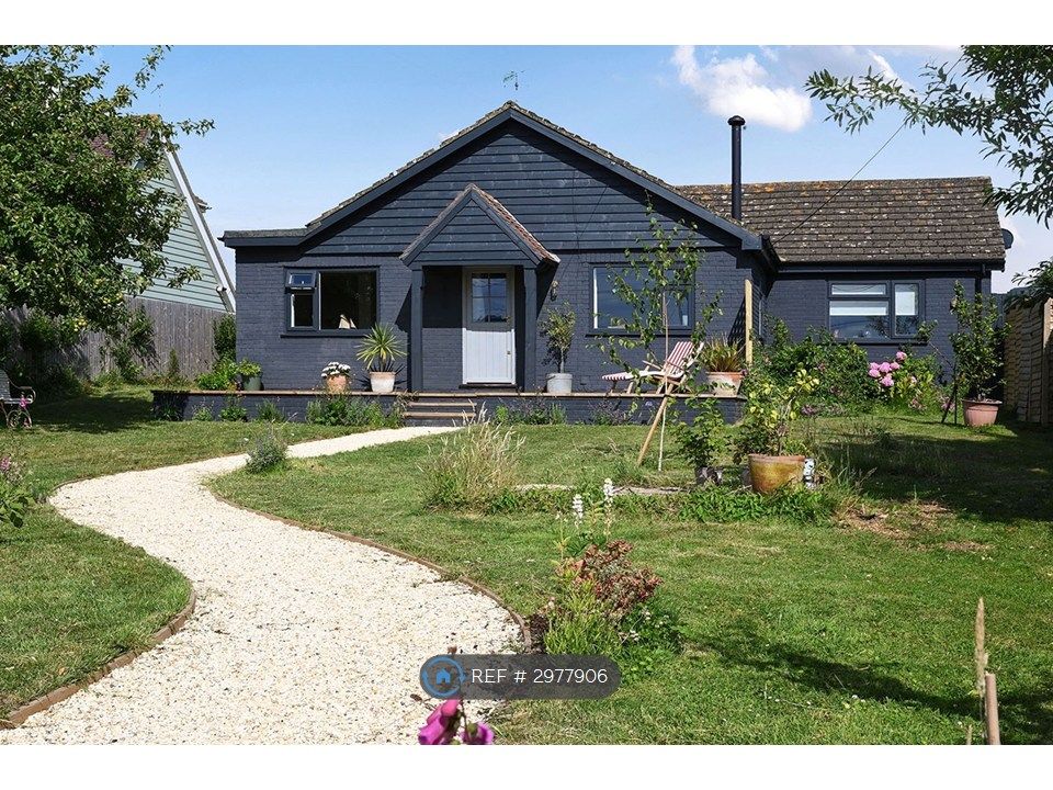 Property photo 1 of 33