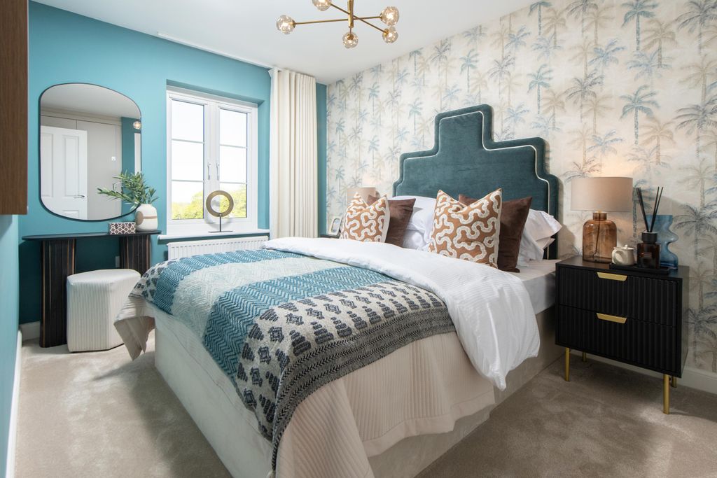 Property photo 3 of 6 Maidstone Bedroom - Castle Reach