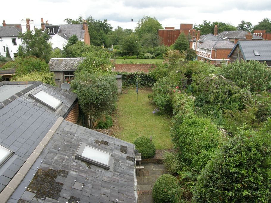Property photo 3 of 9 Garden View