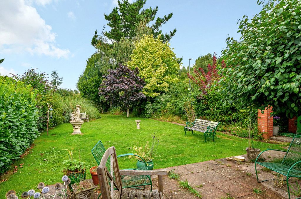 Property photo 2 of 10 Rear Garden