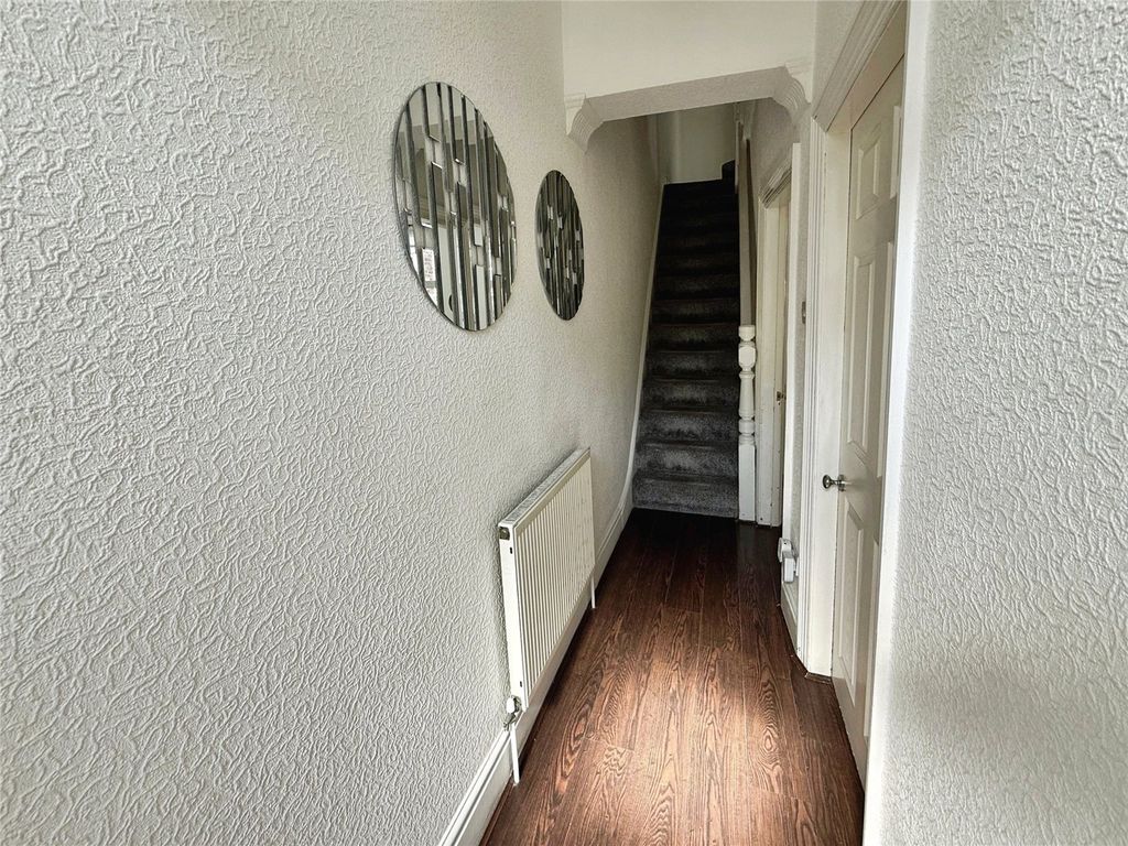 Property photo 3 of 18 Picture No. 15