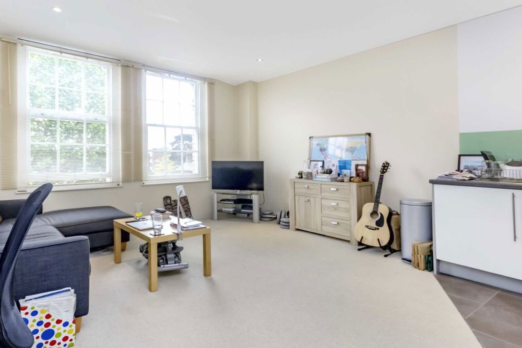 Property photo 2 of 4