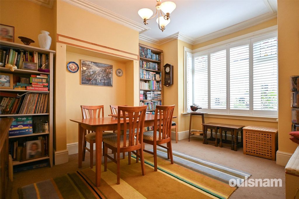 Property photo 2 of 28 Picture No. 38