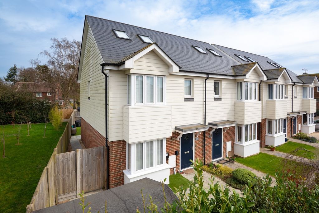 Property photo 1 of 14 2759803