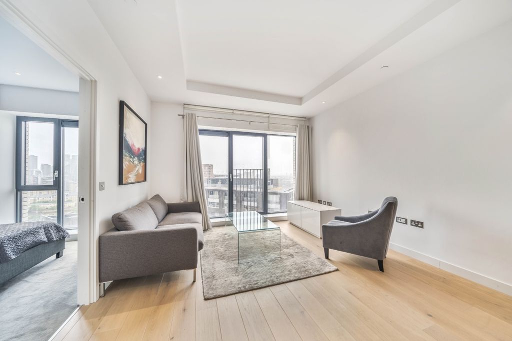 Property photo 1 of 17 1300718-13-6835A7...