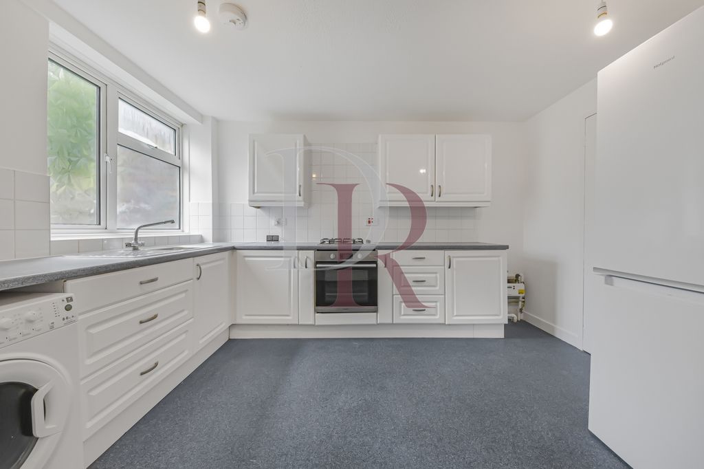 Property photo 2 of 17 Photo 7