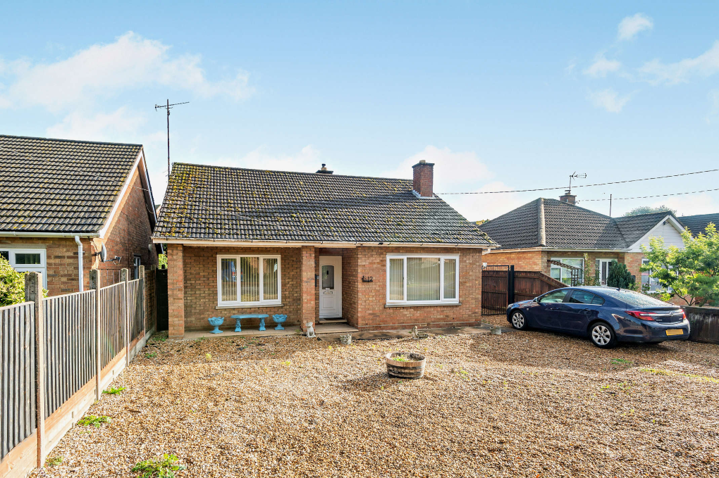 Property photo 1 of 11