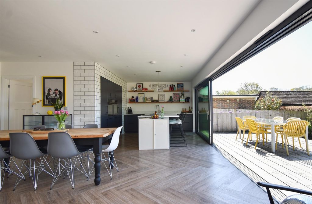 Property photo 3 of 37 Open Plan Living