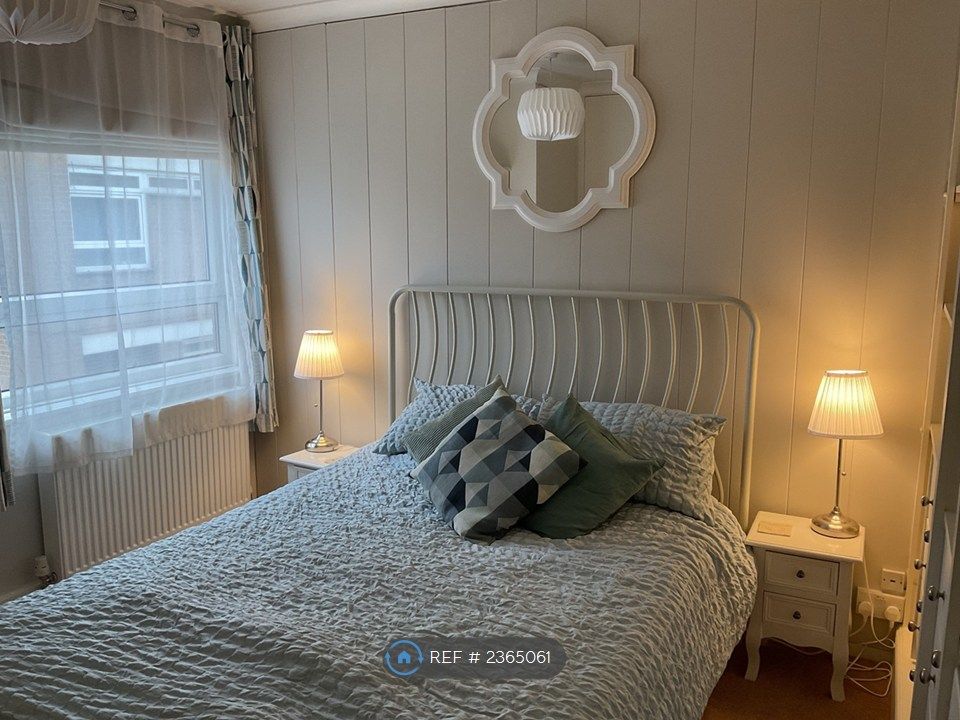 Property photo 3 of 7 Second Bedroom