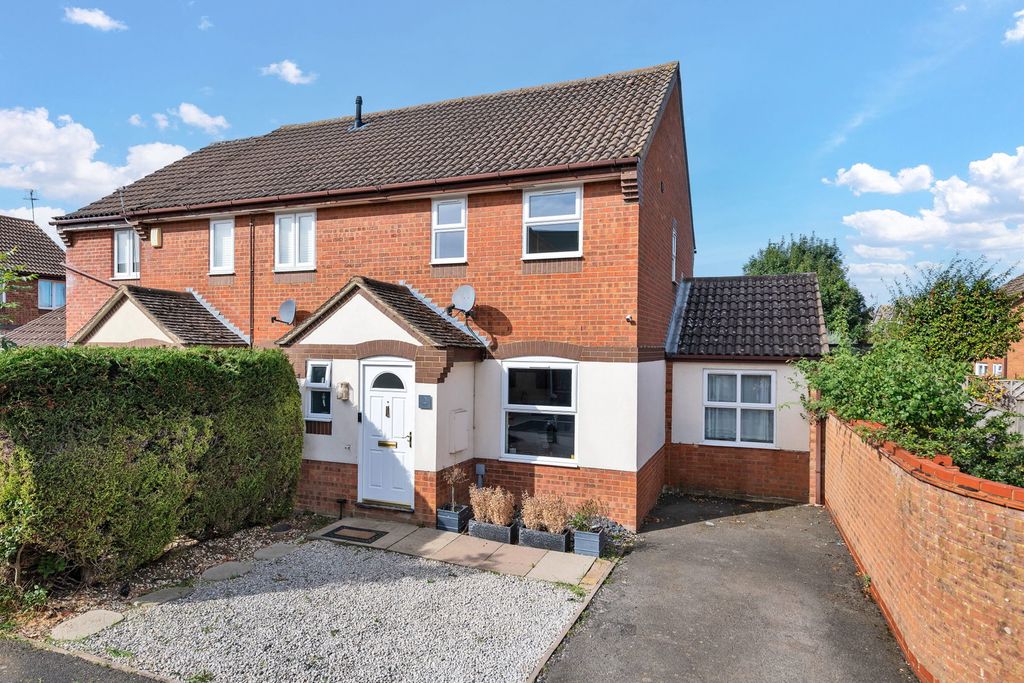 Property photo 1 of 18