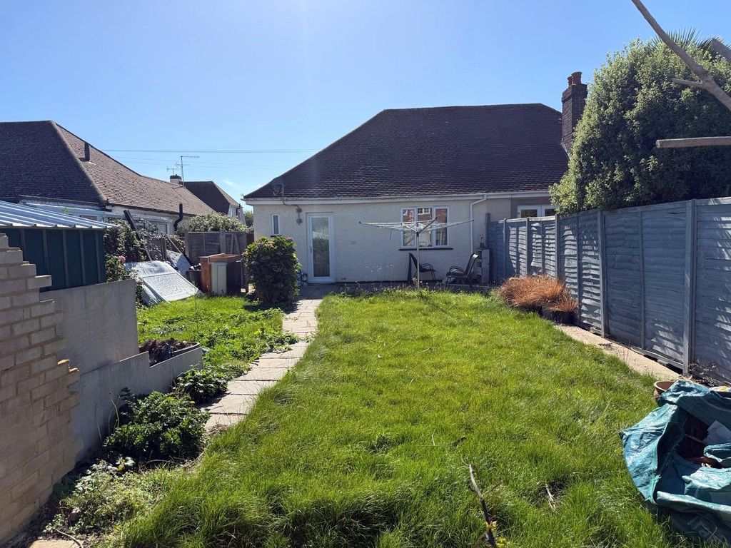 Property photo 2 of 6 Picture No. 04