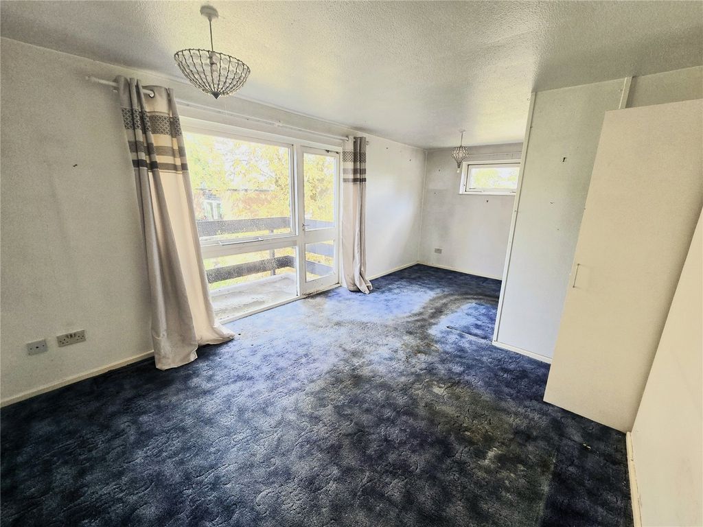 Property photo 2 of 5 Picture No. 04