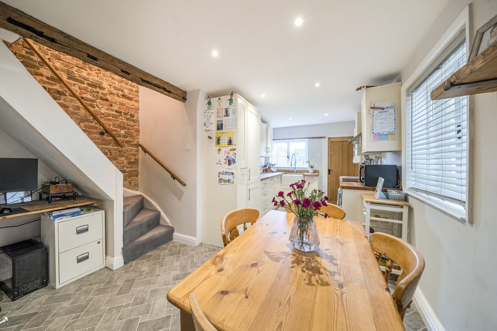 Property photo 3 of 20 1347845-5-68B977B...