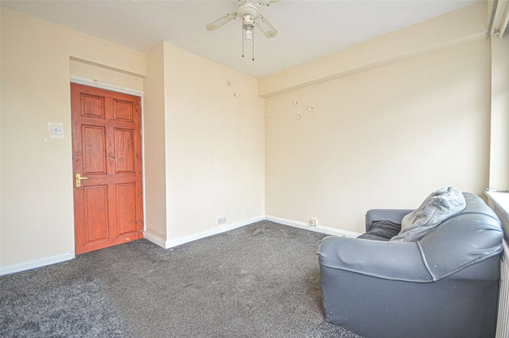 Property photo 3 of 6 Picture No. 03