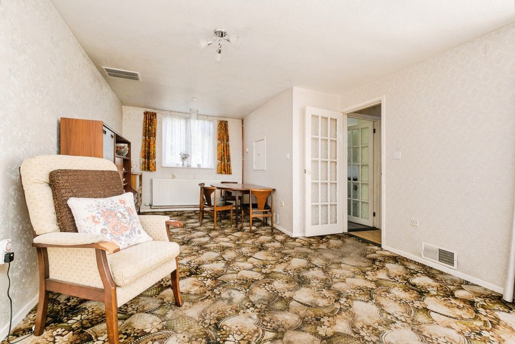 Property photo 2 of 14 Pbox-Img.Jpg