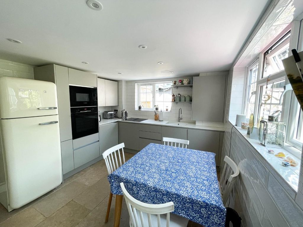 Property photo 3 of 13 Img_0119.Jpg