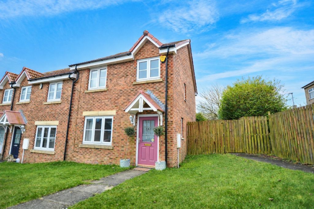 Property photo 1 of 15 Exterior