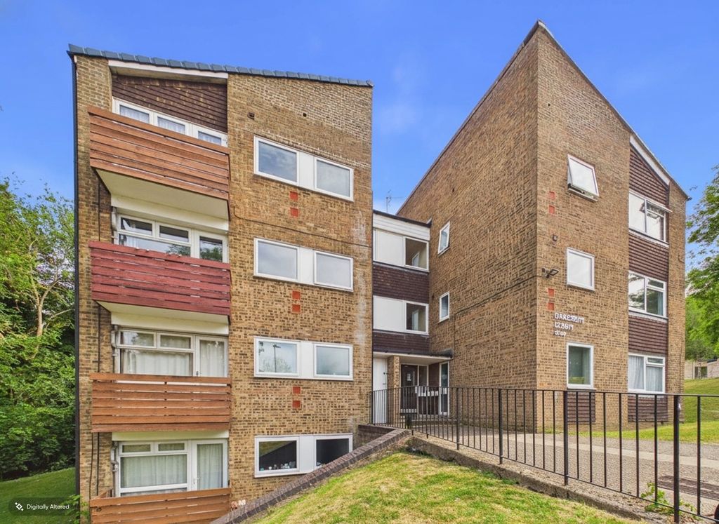 Property photo 1 of 18 5217330