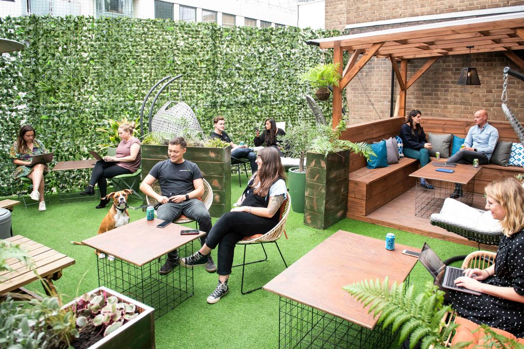Property photo 1 of 7 Roof Terrace 2.Jpg