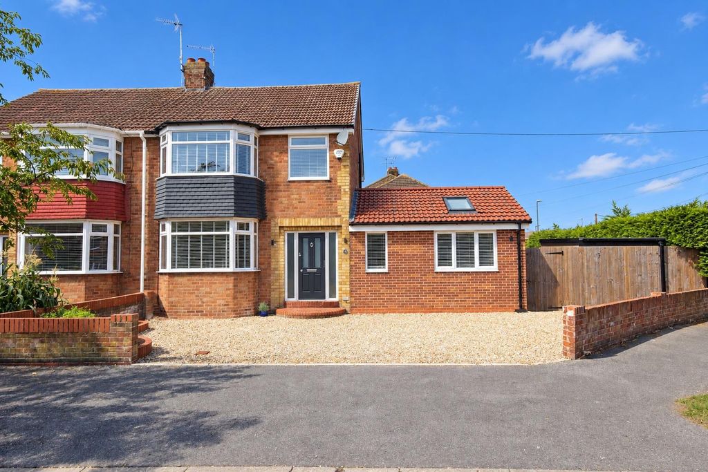 Property photo 1 of 14 Sunny_House_Edit.Jpg