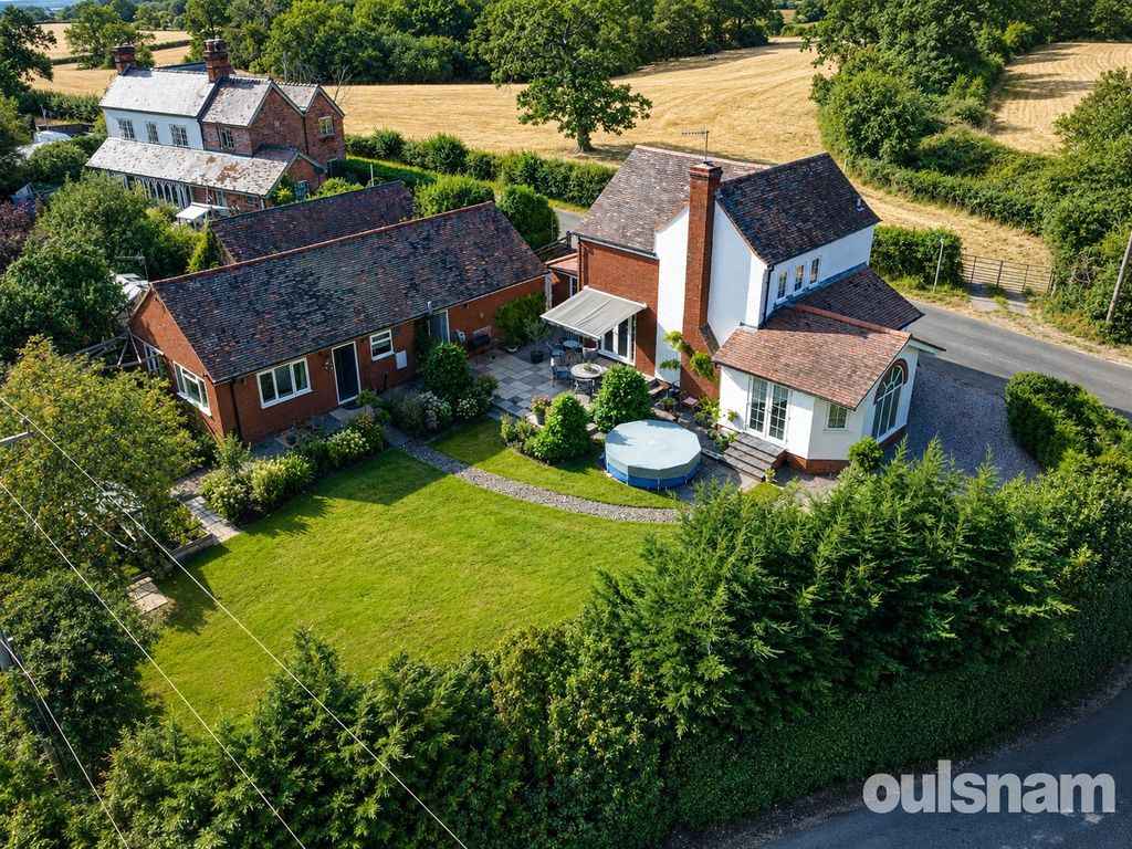 Property photo 2 of 58 Picture No. 01