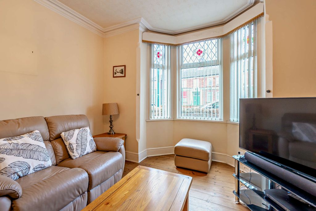 Property photo 3 of 24