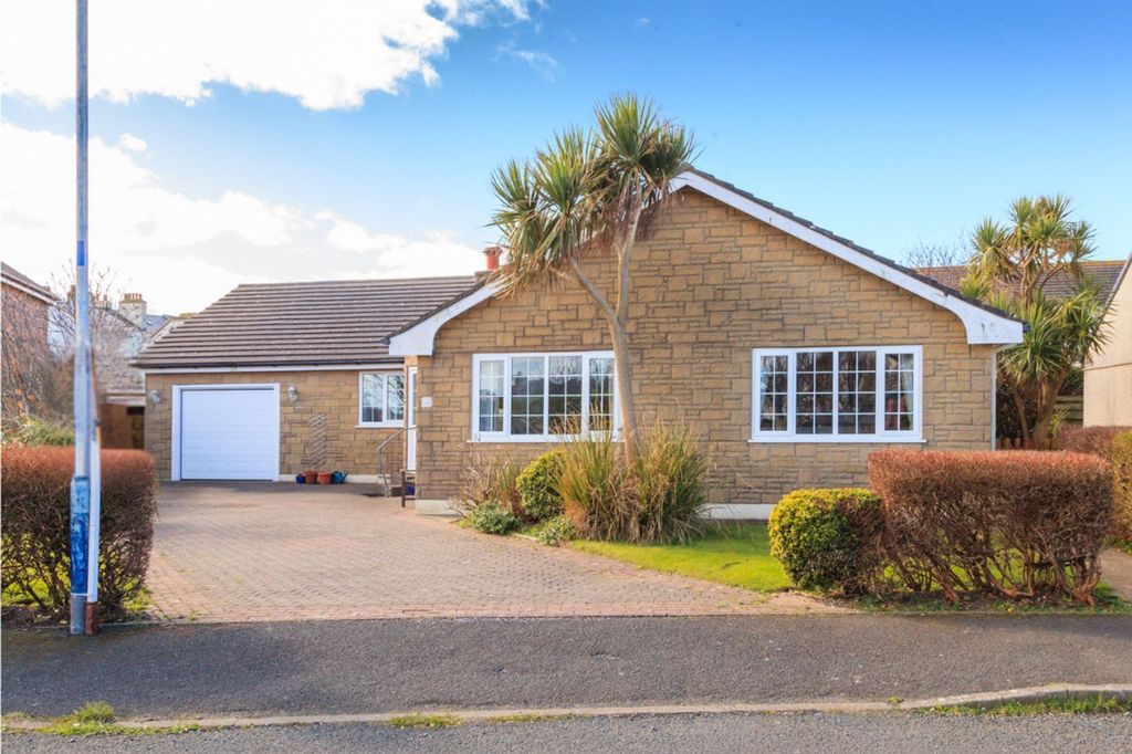 Property photo 1 of 22