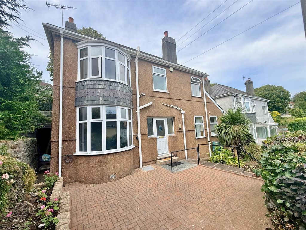 Property photo 1 of 13 Huntley Villas, Laira, Plymouth Pl3 6Ap