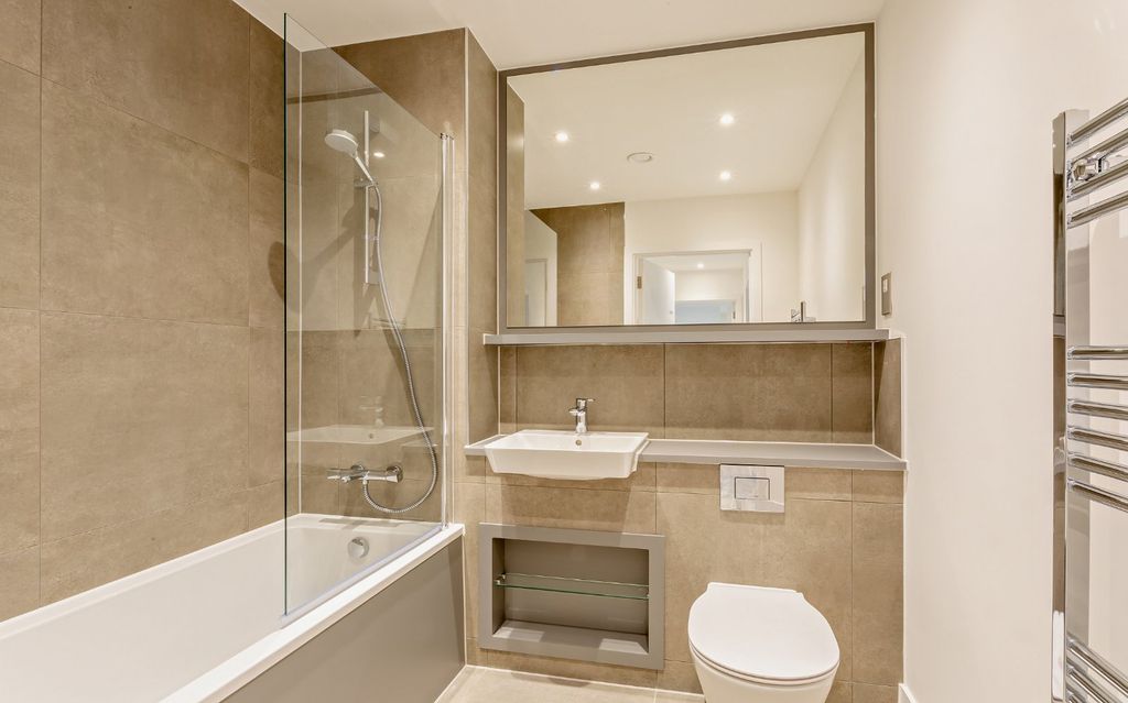 Property photo 3 of 10 Picture No. 06