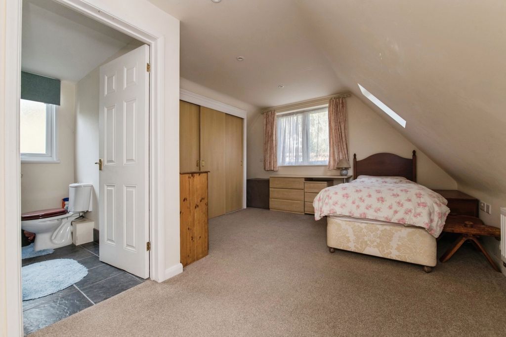 Additional image 20 of 5 bed bungalow for saleBroadoak Close, West Hill, Ottery St. Mary, Devon EX11