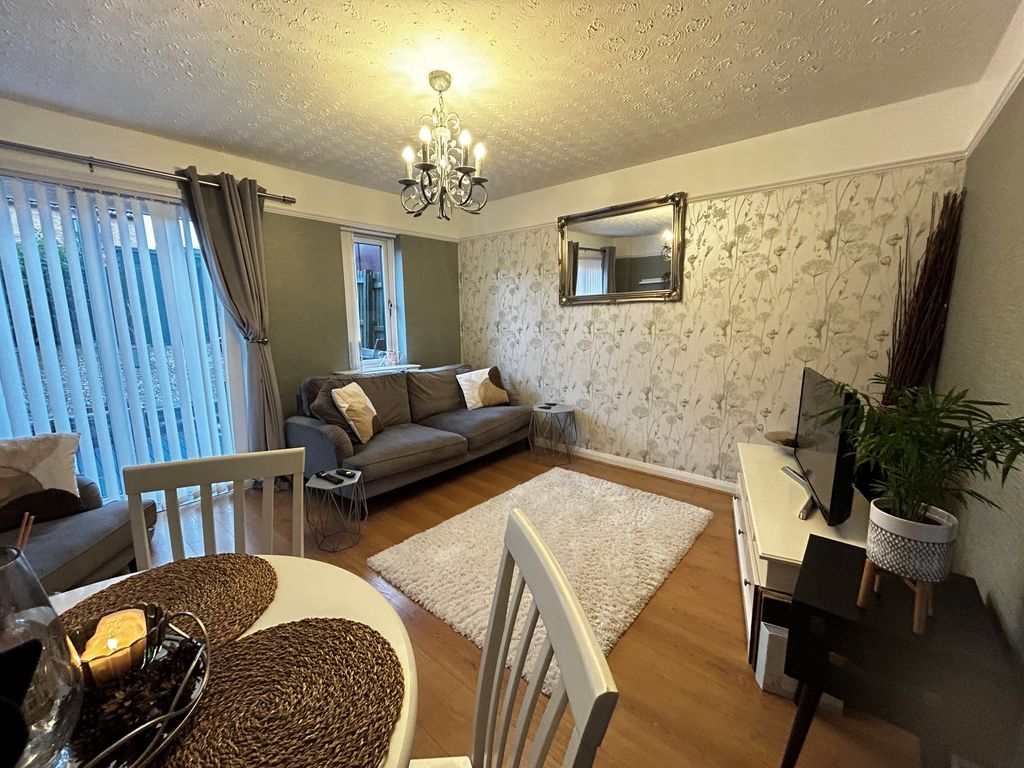 Property photo 2 of 15 Image