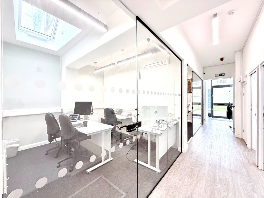 Property photo 1 of 10 4615761