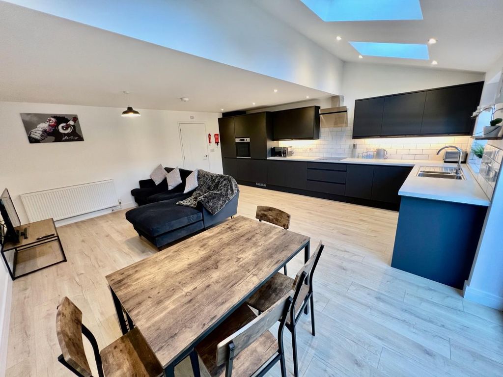 Property photo 3 of 29 Img_3804.Jpeg