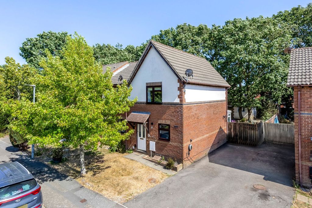 Property photo 1 of 13