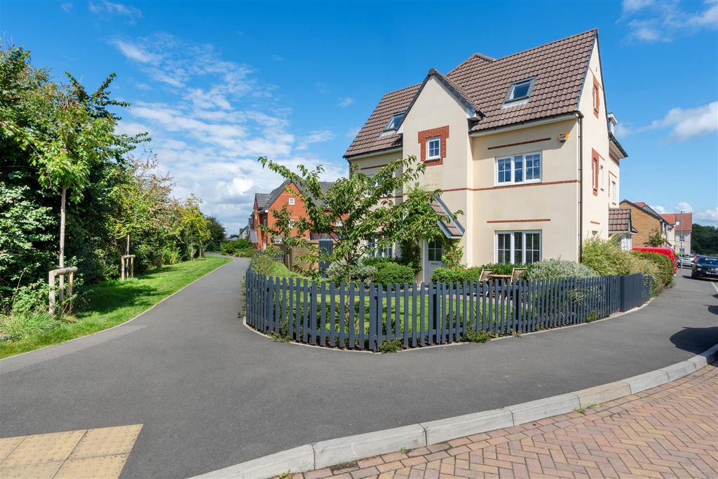 Property photo 1 of 18 Dsc04434-Hdr-Edit.Jpg