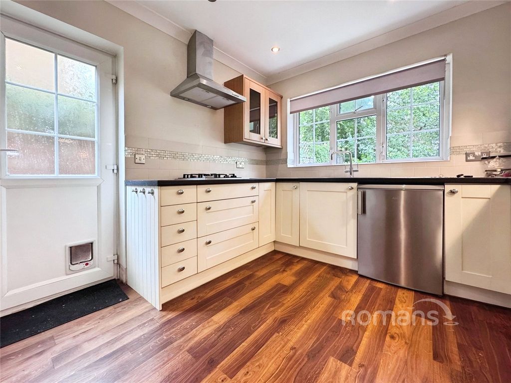 Property photo 3 of 15 Picture No. 07