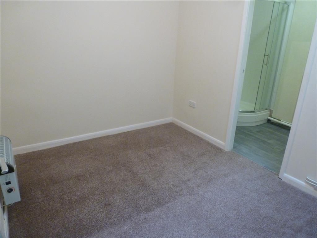 Property photo 3 of 4 Bedroom